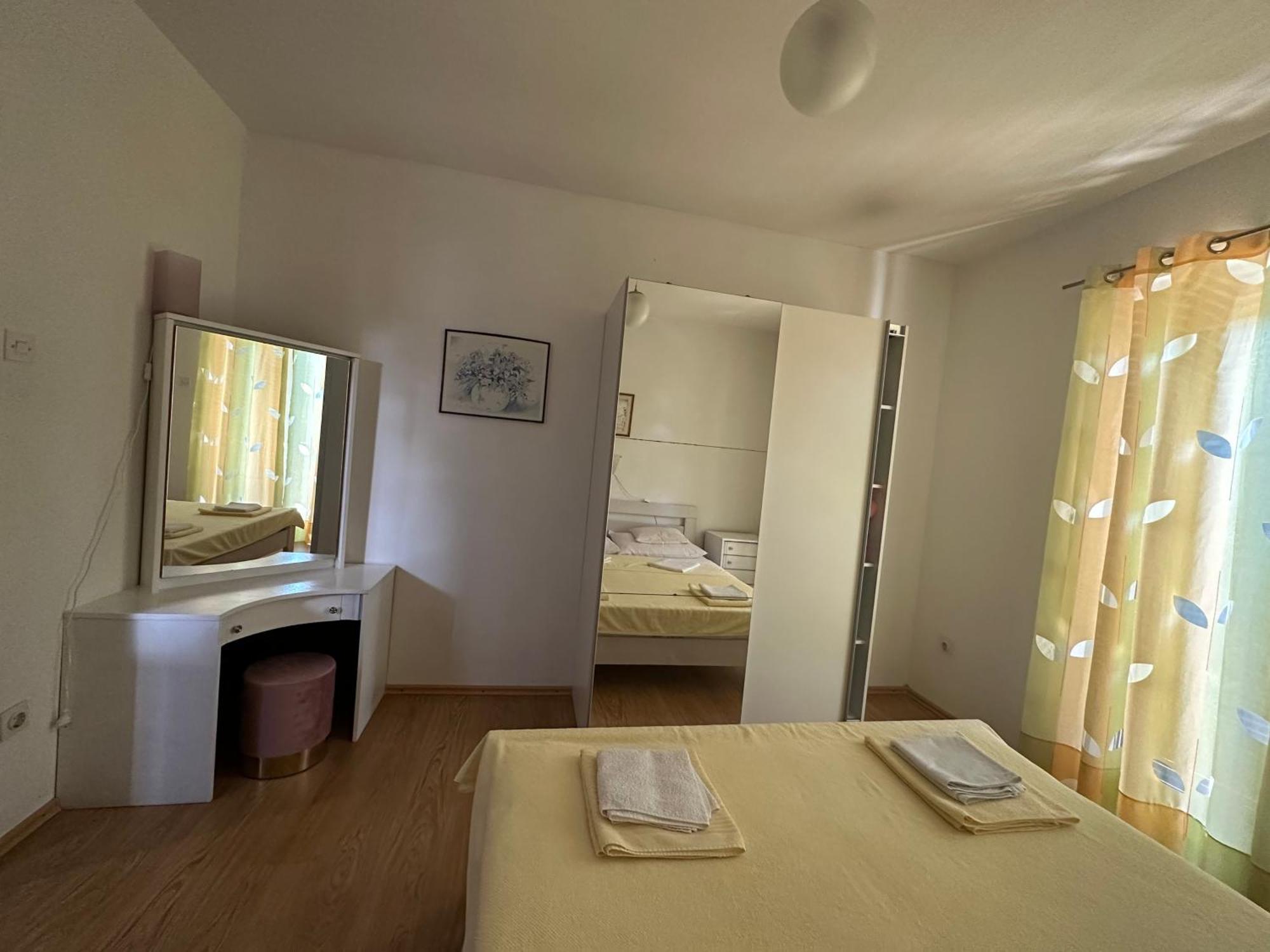 Apartmani Ira Цриквеница Экстерьер фото