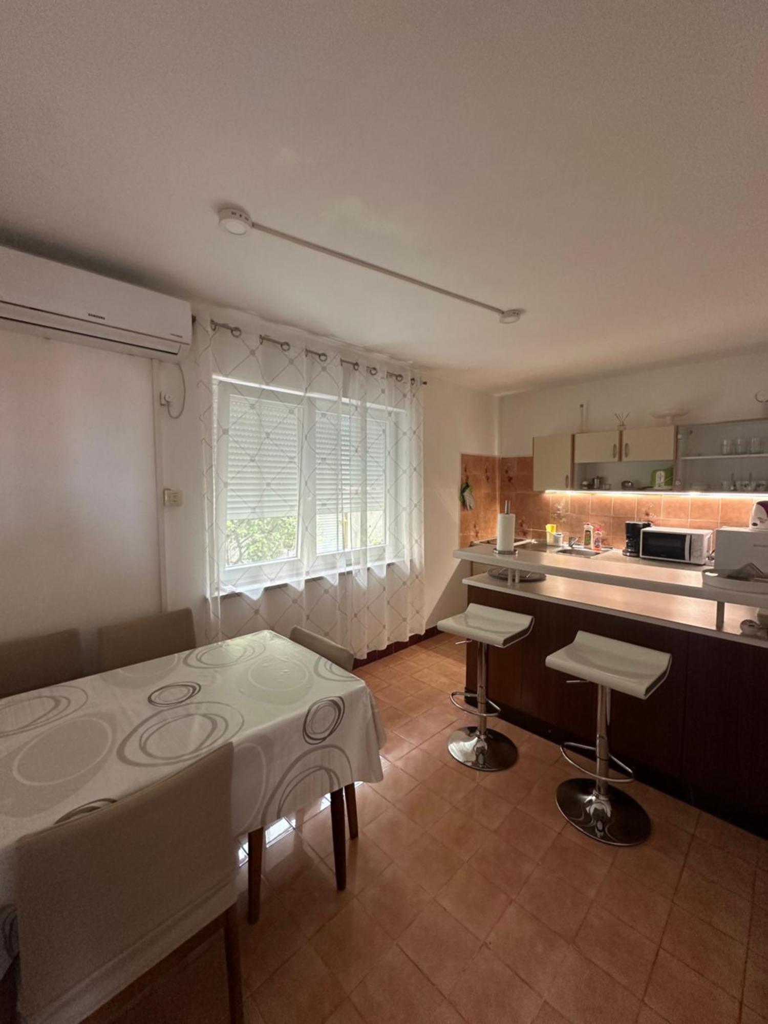 Apartmani Ira Цриквеница Экстерьер фото